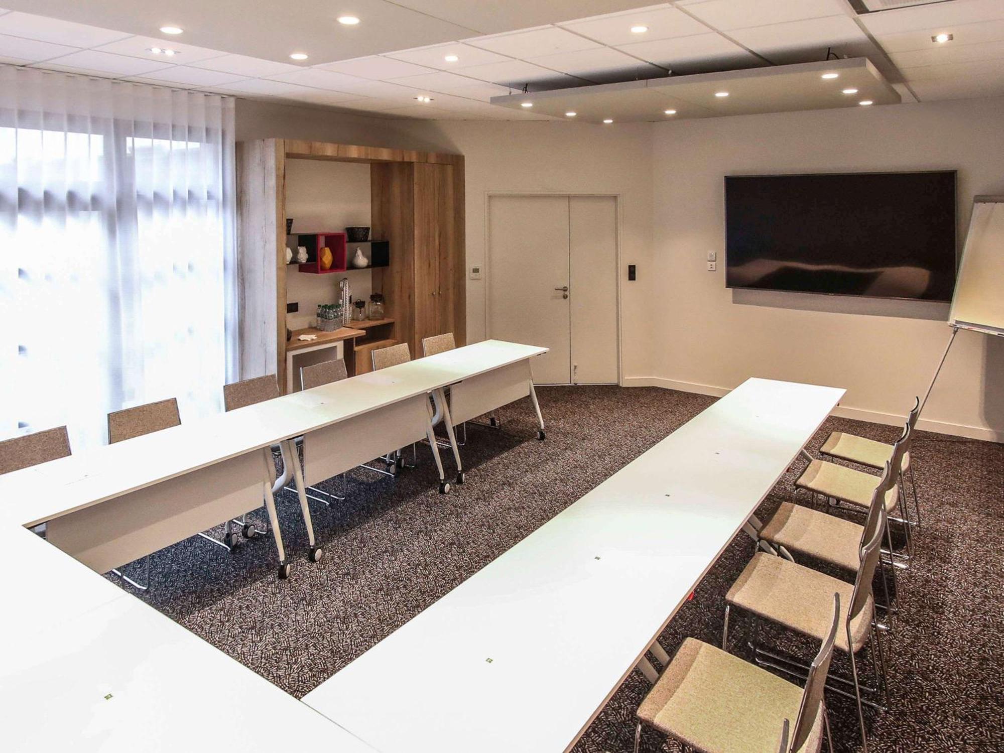 מלון Ibis Styles Clermont-Ferrand Republique מראה חיצוני תמונה